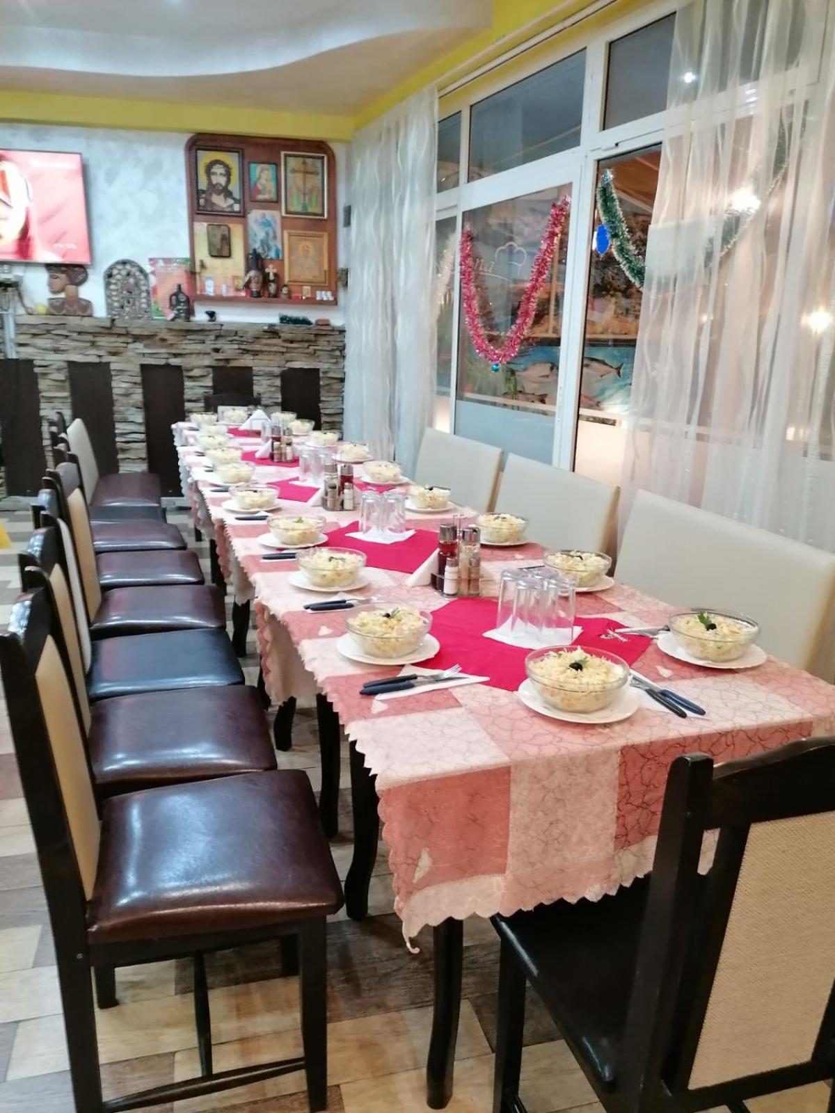 Family Hotel Four Seasons Tsarevo Ngoại thất bức ảnh